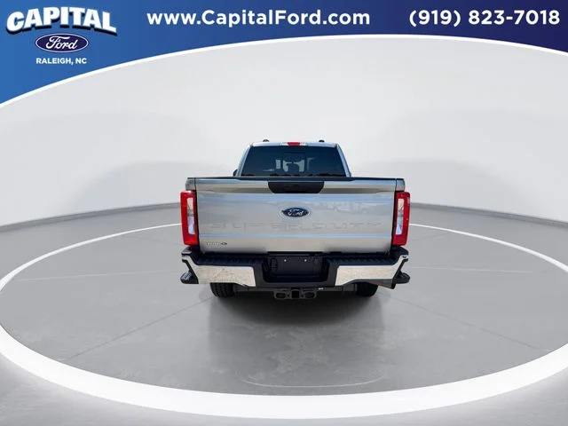 Used 2024 Silver Ford XLT image 7