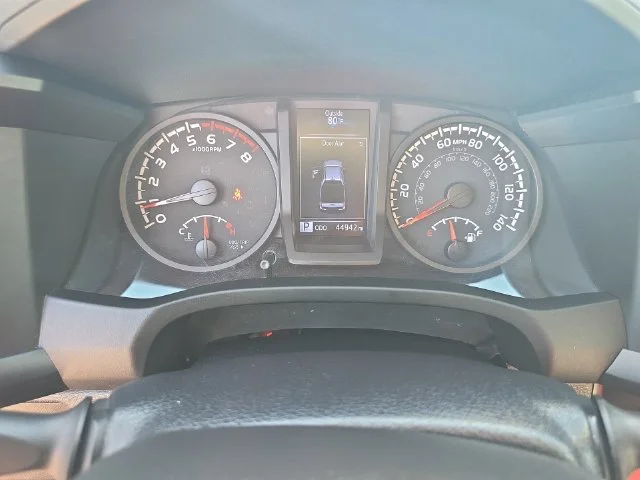 Used 2020 Silver Toyota SR image 19