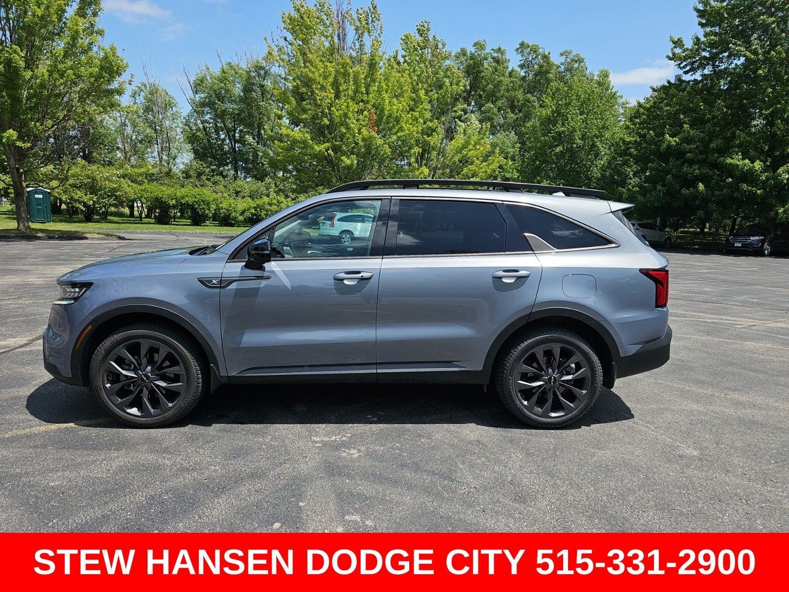 Used 2022 Everlasting Silver Kia X-Line SX Prestige image 1