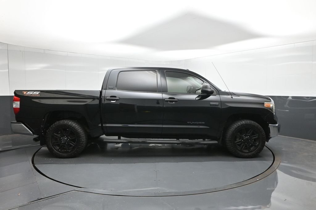 Used 2019 Black Toyota SR5 image 11