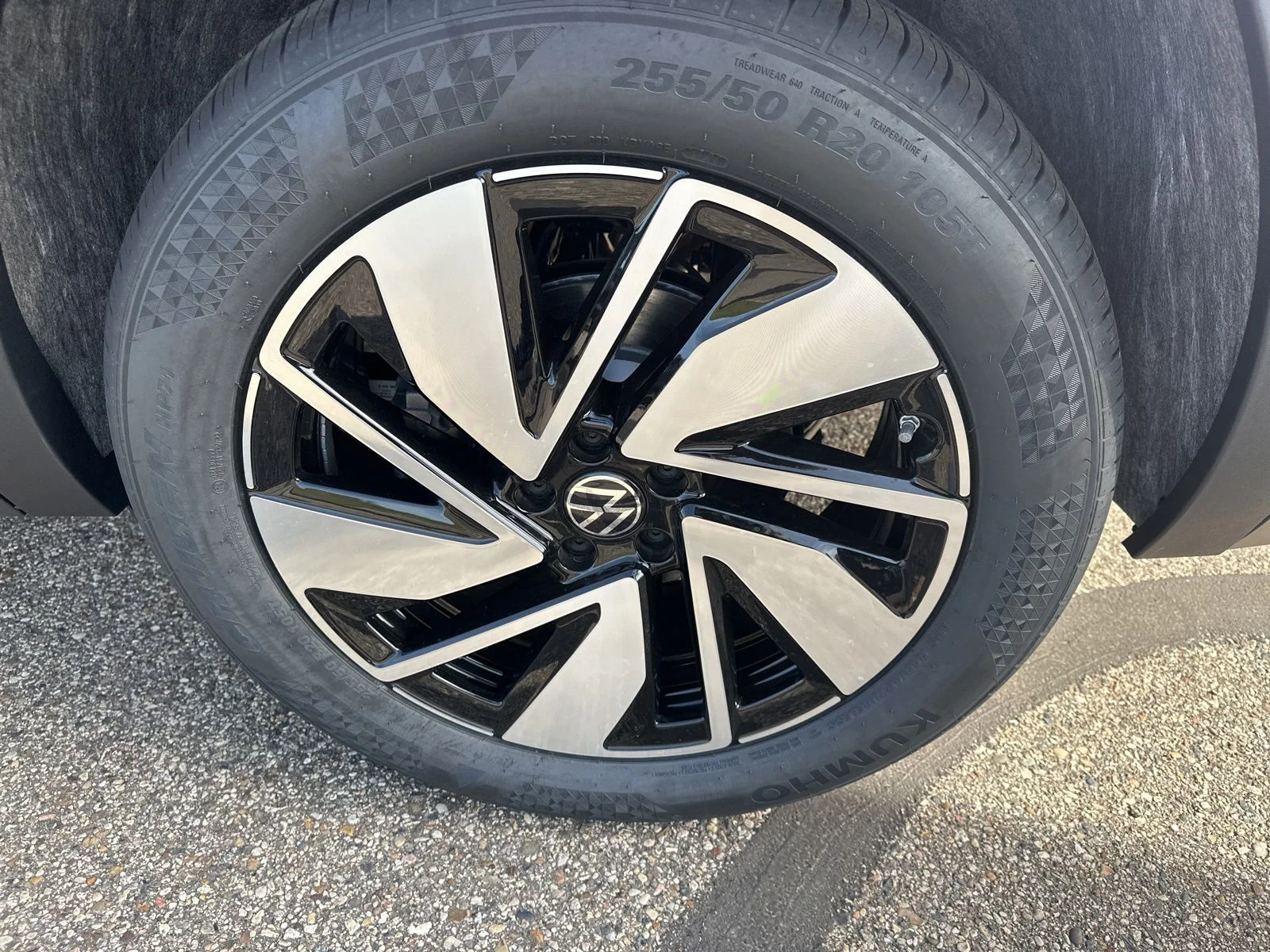 New 2026 Gray Volkswagen 2.0T SEL image 9