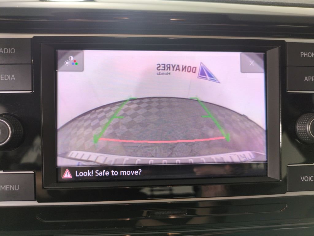 Used 2022 Platinum Gray Metallic Volkswagen 1.5T S image 19