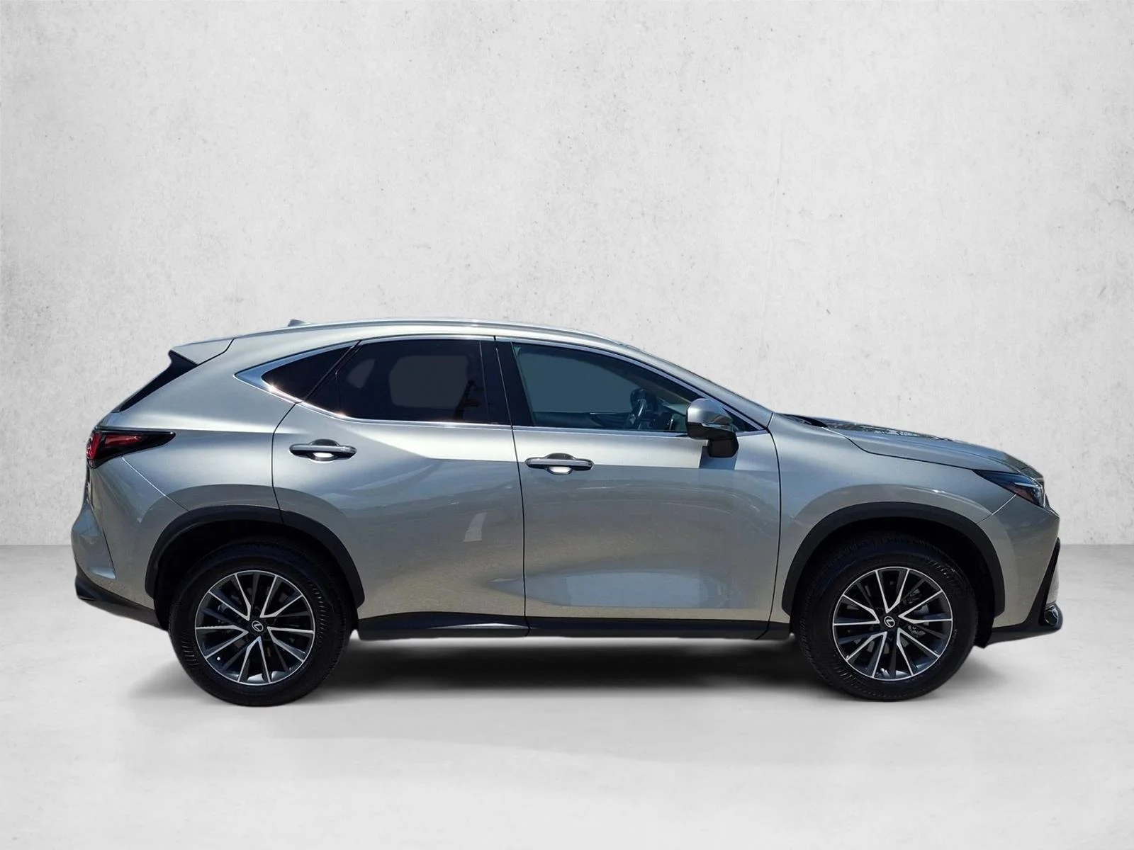 Certified Used 2026 Atomic Silver Lexus NX 350 Premium image 4