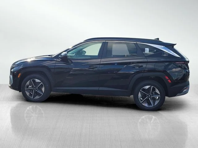 Used 2025 Gray Hyundai SEL Convenience image 9
