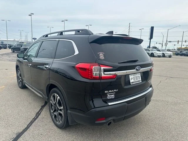Used 2023 Crystal Black Silica Subaru Touring image 3