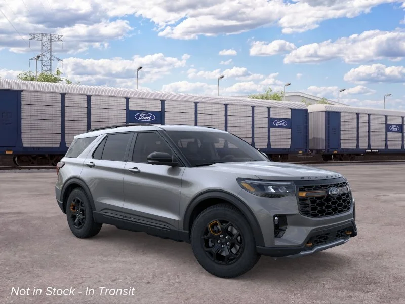 New 2026 Carbonized Gray Metallic Ford Tremor® image 7