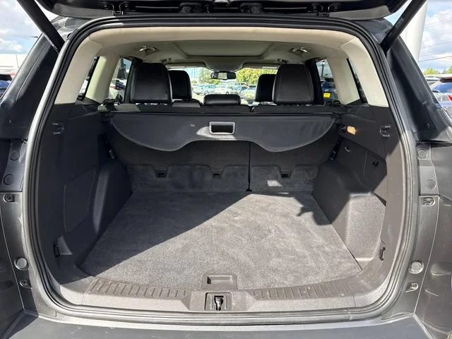 Used 2016 Magnetic Ford Titanium image 12