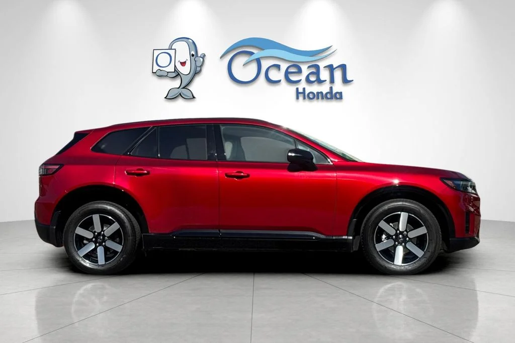 Used 2024  Honda Touring image 3