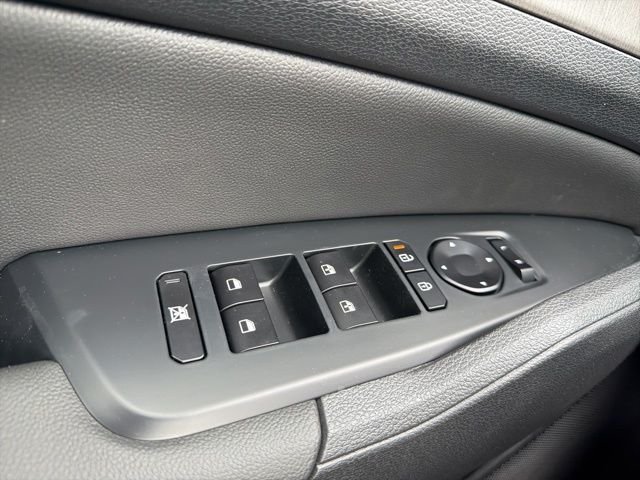 New 2026 Glacial White Pearl Kia X-Line image 23