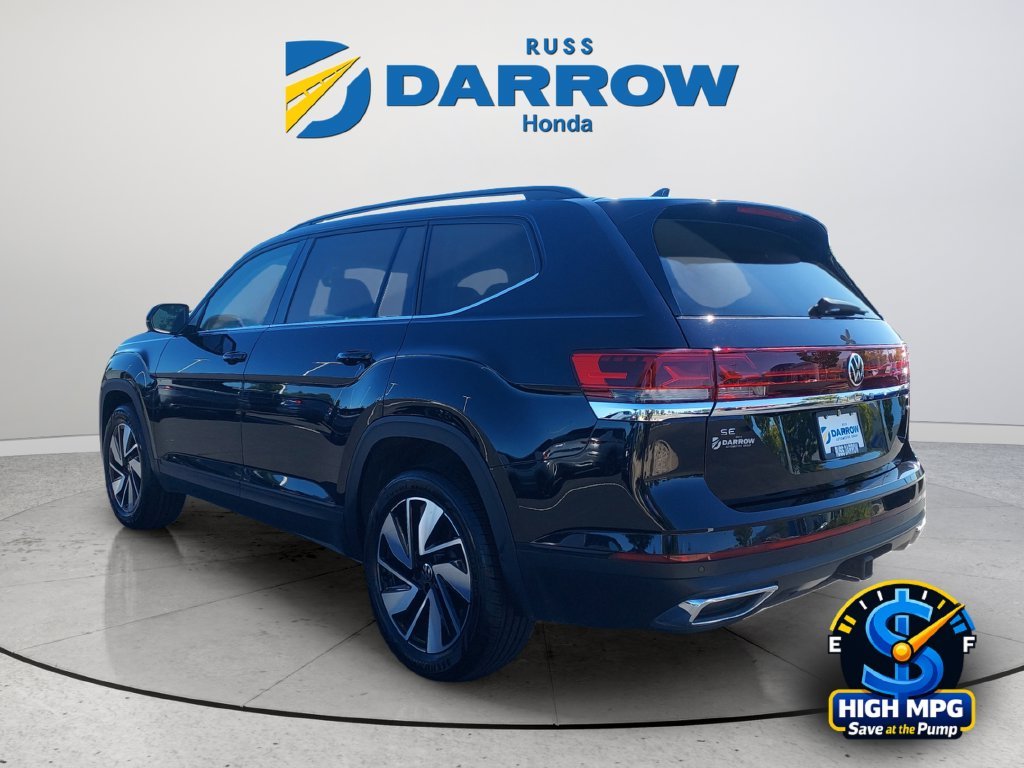 Used 2025 Black Volkswagen 2.0T SE w/Technology image 3