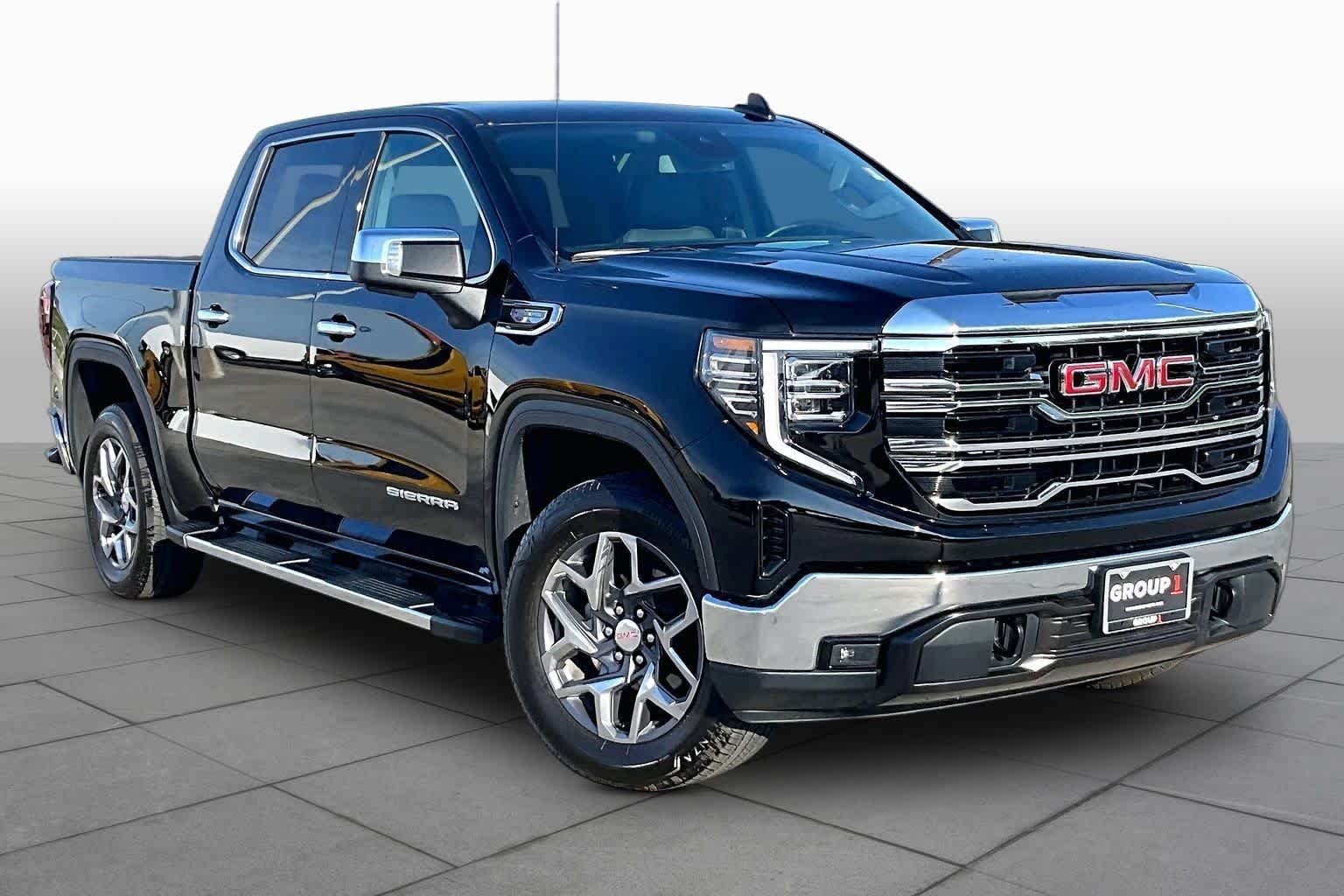 Used 2026 Onyx Black GMC SLT image 3