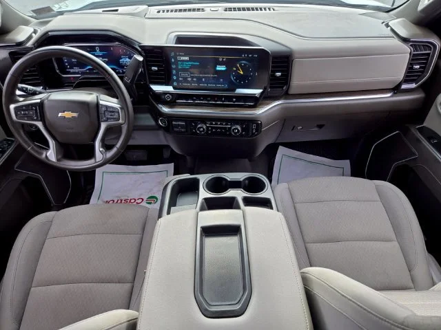 Used 2025 Summit White Chevrolet LT image 15