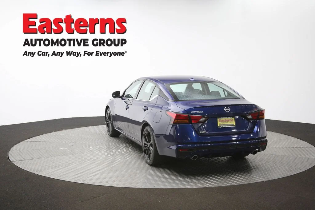 Used 2023 Blue Nissan 2.5 SR image 64