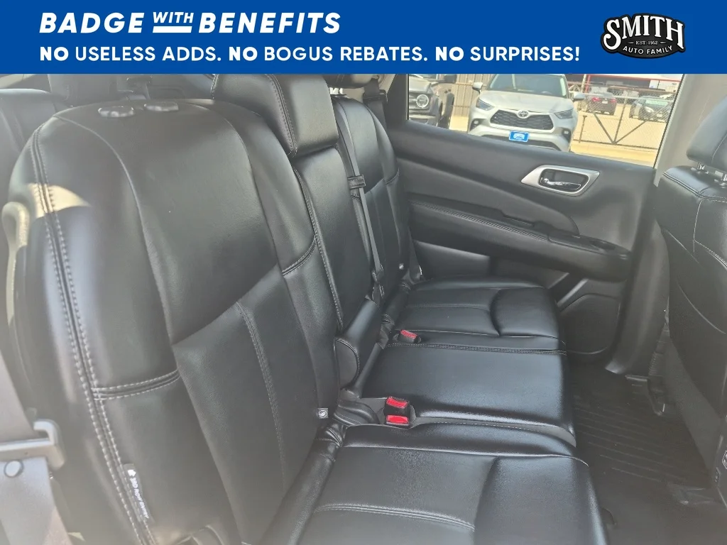Certified Used 2018 White Nissan SL image 13
