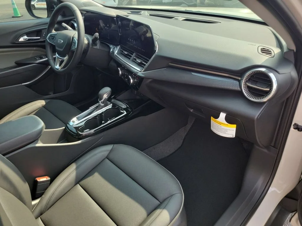 New 2026 White Sands Chevrolet ACTIV image 29