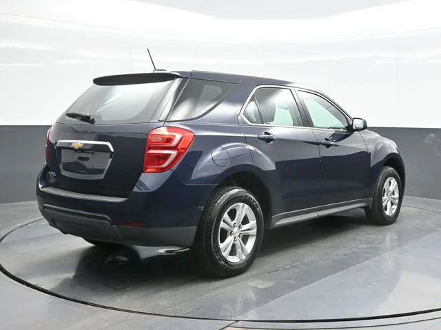 Used 2017 Blue Chevrolet LS image 9