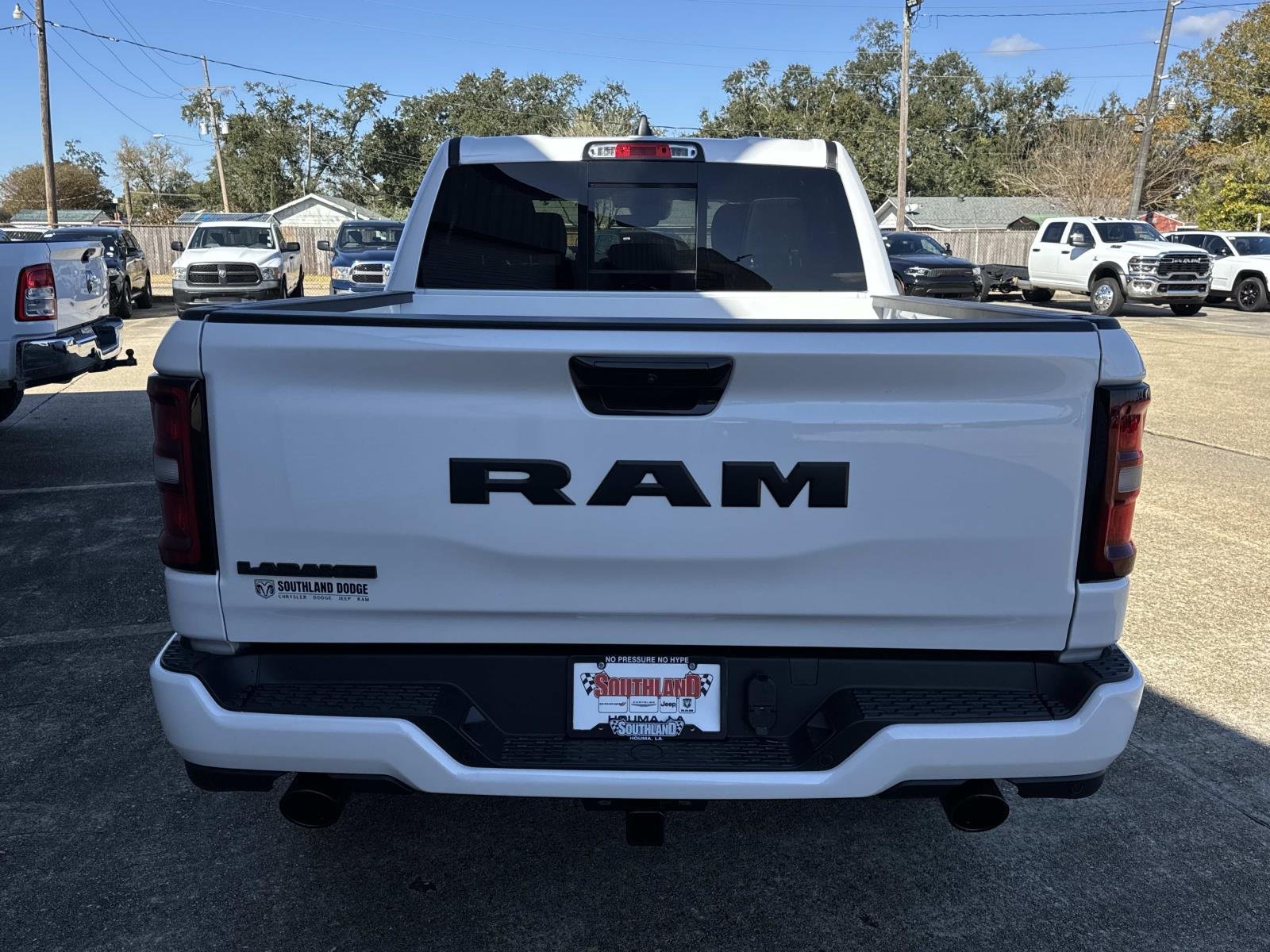 New 2026 Ivory White Tri-Coat Pearl-Coat Exterior Paint RAM Laramie image 5