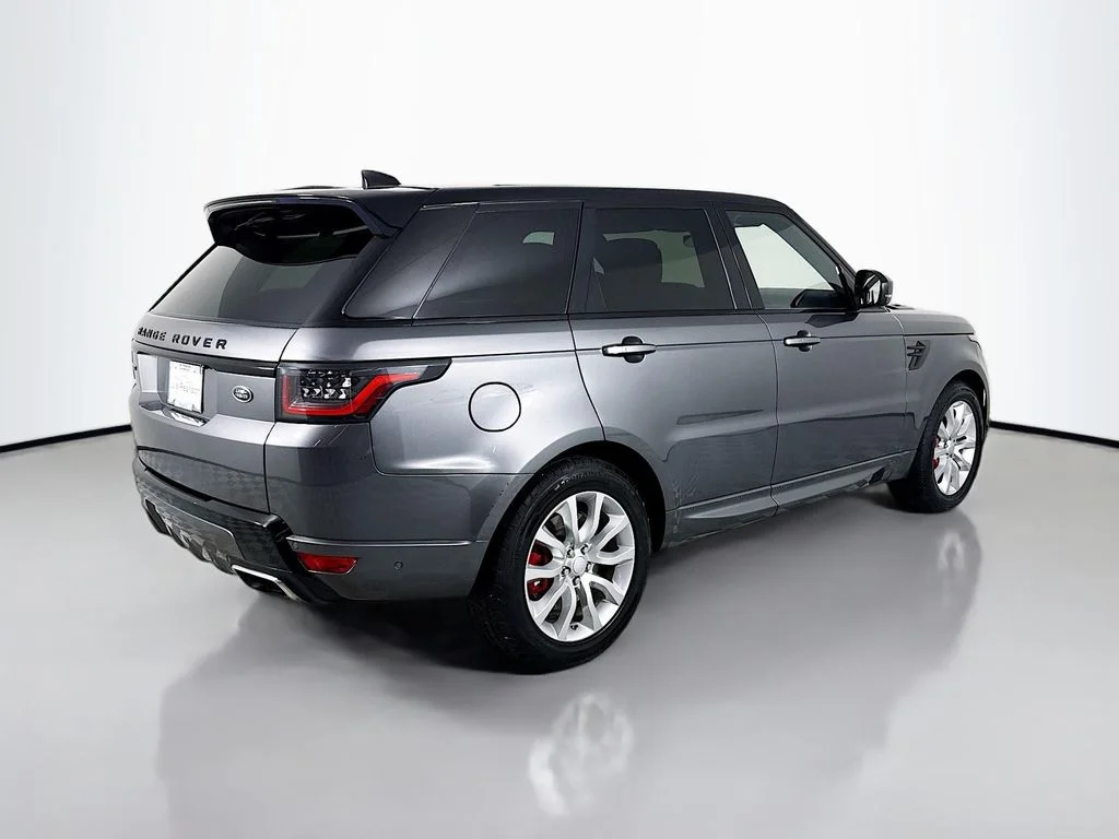 Used 2019 Ethereal Metallic Land Rover HSE Dynamic image 9
