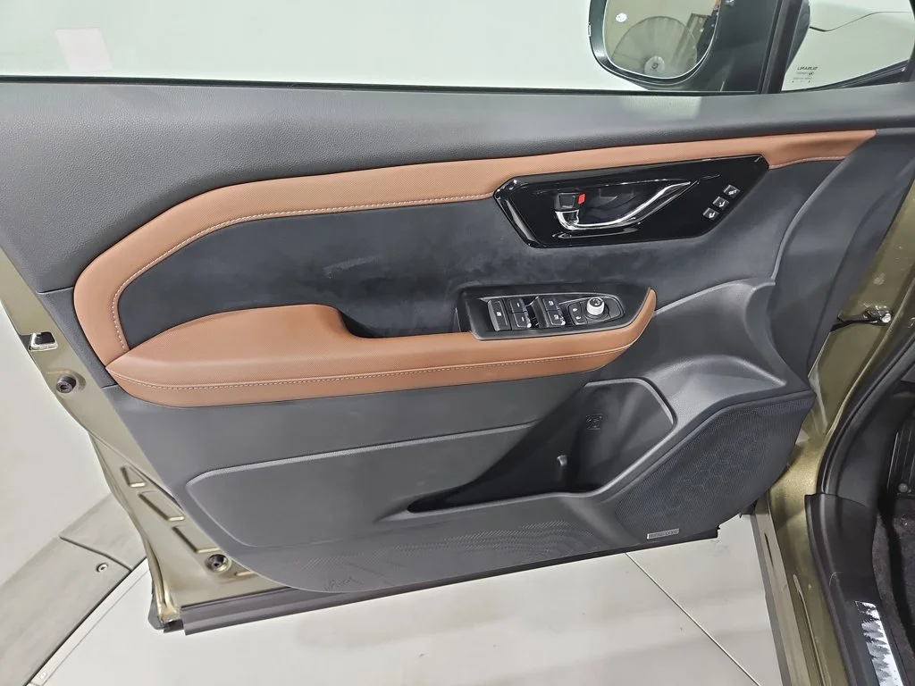 New 2026 AUTUMN GREEN METALLIC Subaru Touring image 11