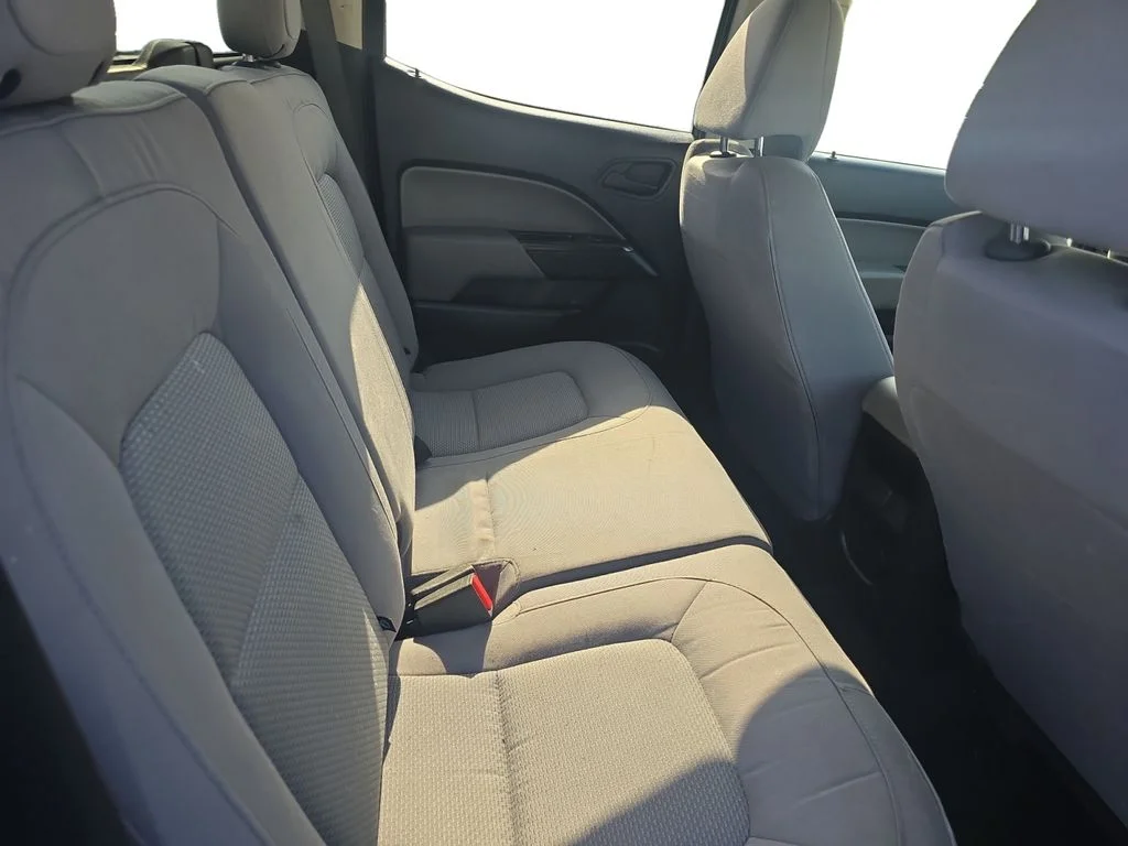 Used 2019 Silver Ice Metallic Chevrolet Work Truck image 23