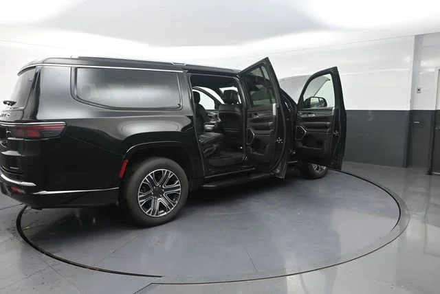 Used 2024 Black Jeep Series II image 38