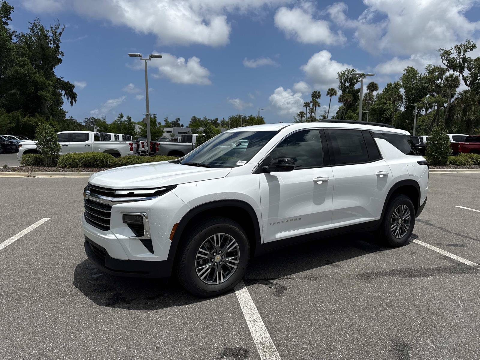 2026 Chevrolet Traverse LT - Photo 7