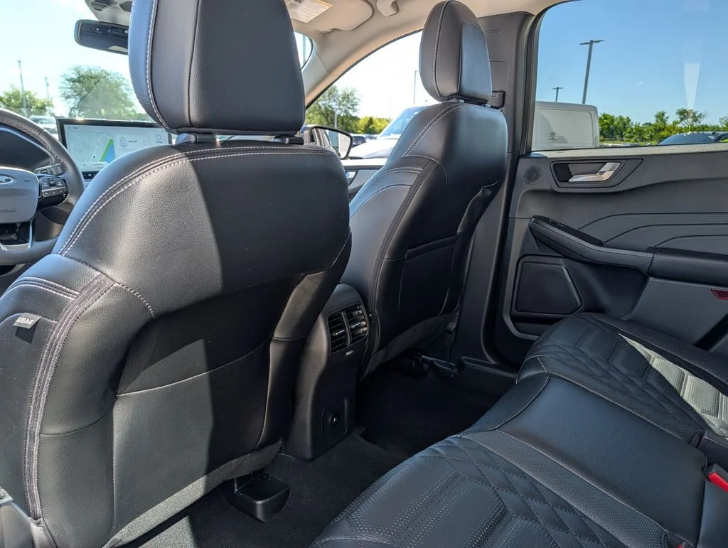 Used 2023 Black Ford Base image 13