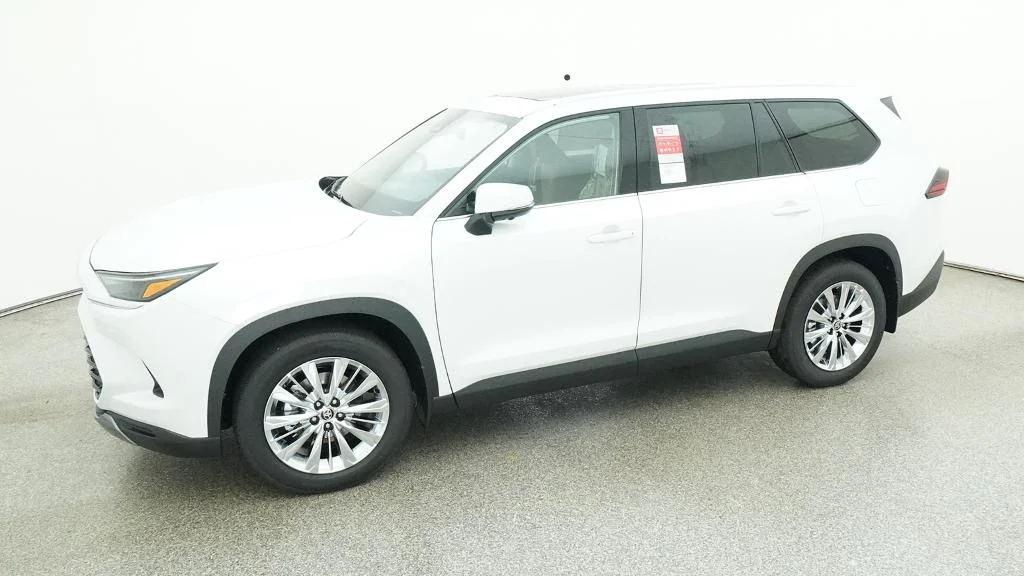 New 2026 Wind Chill Pearl Toyota Platinum image 5