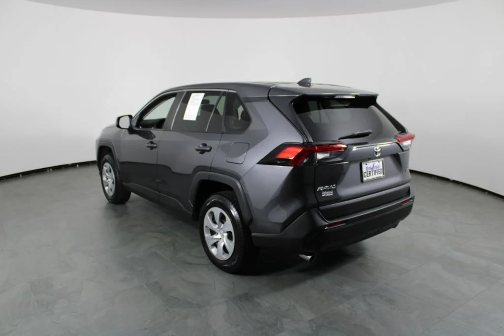 Used 2022 Gray Toyota LE image 3