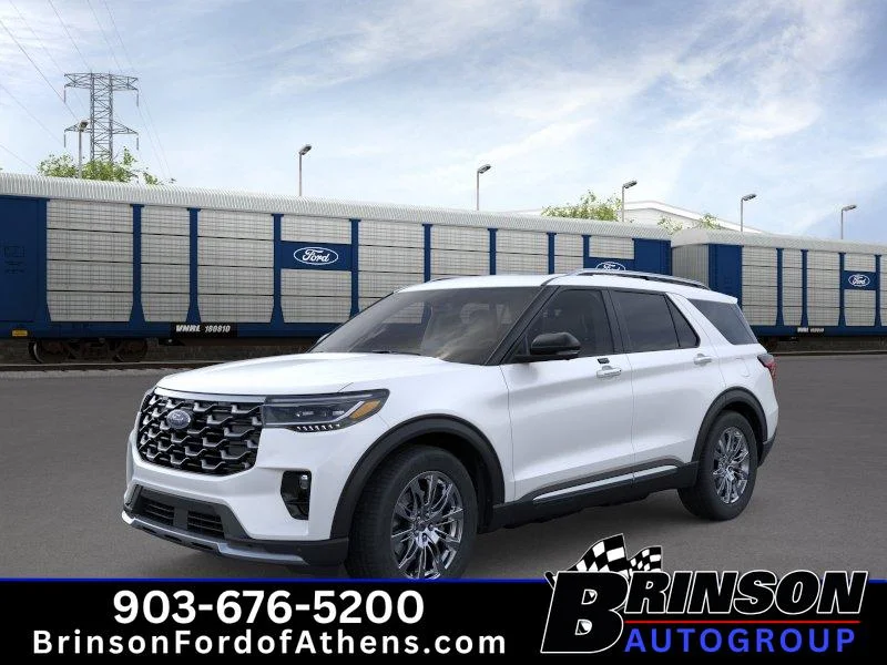 New 2026 Star White Metallic Tri-Coat Ford Platinum™ image 1