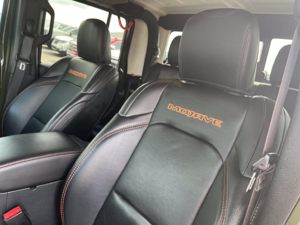 Used 2021 Green Jeep Mojave image 13