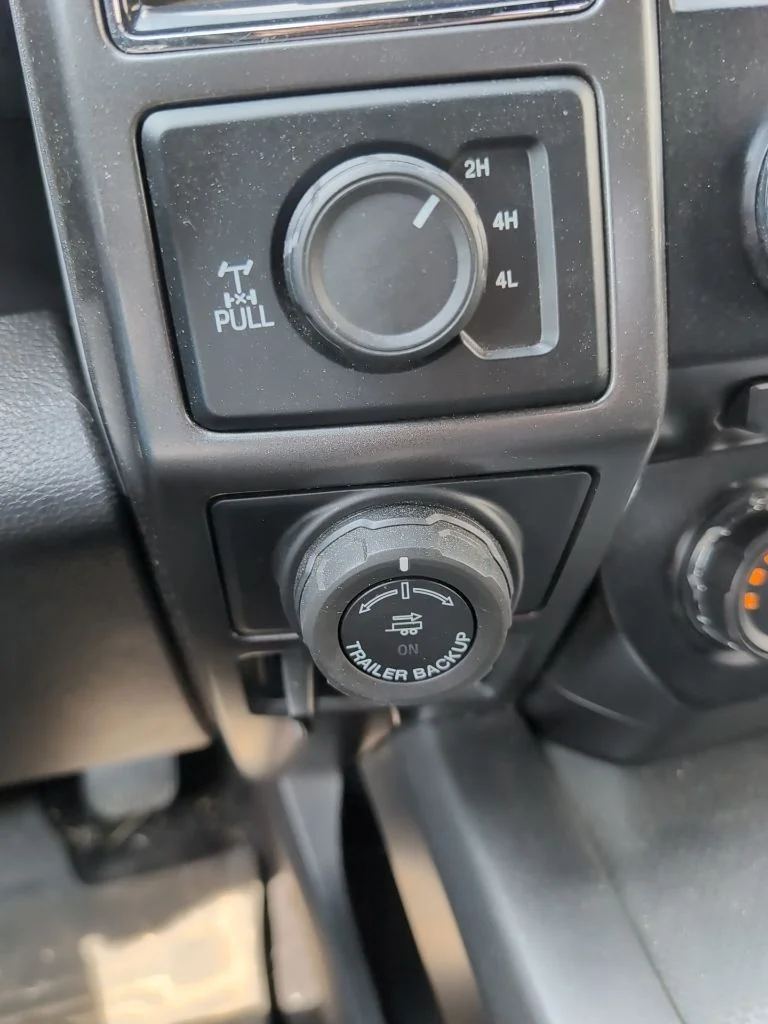 Used 2017 Red Ford XLT image 12