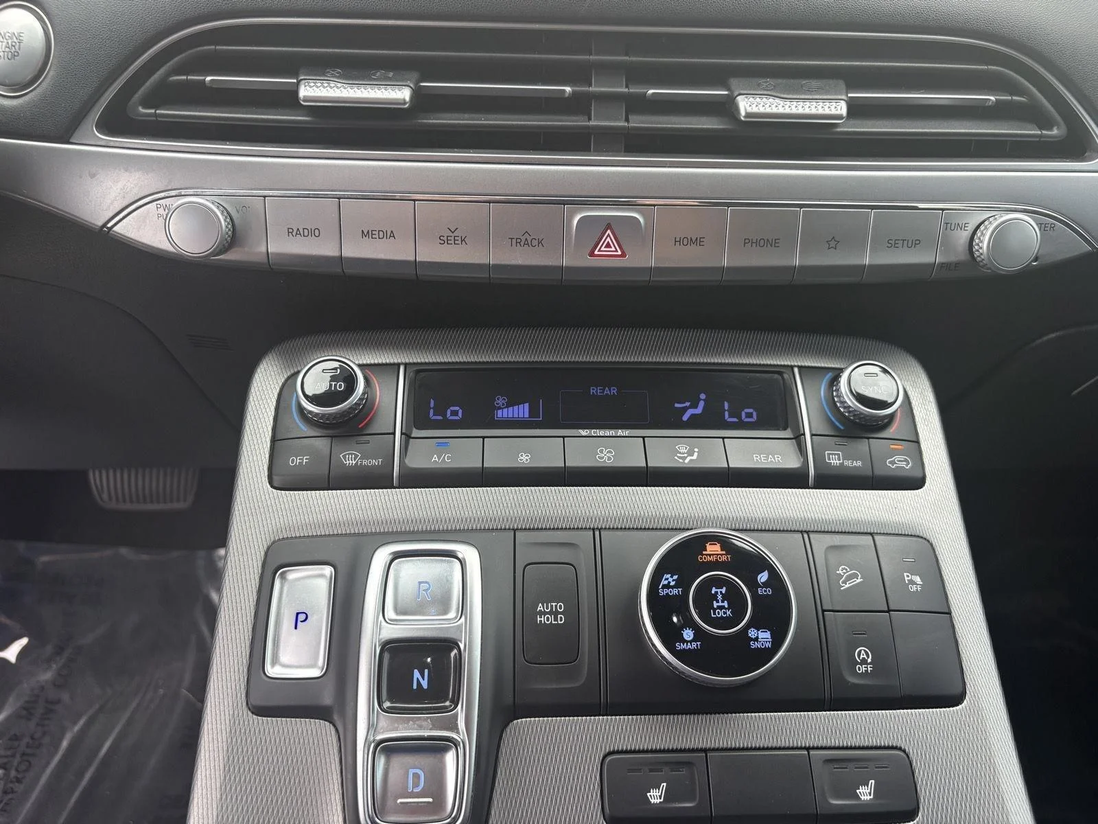 Used 2020 Black Hyundai SEL image 22