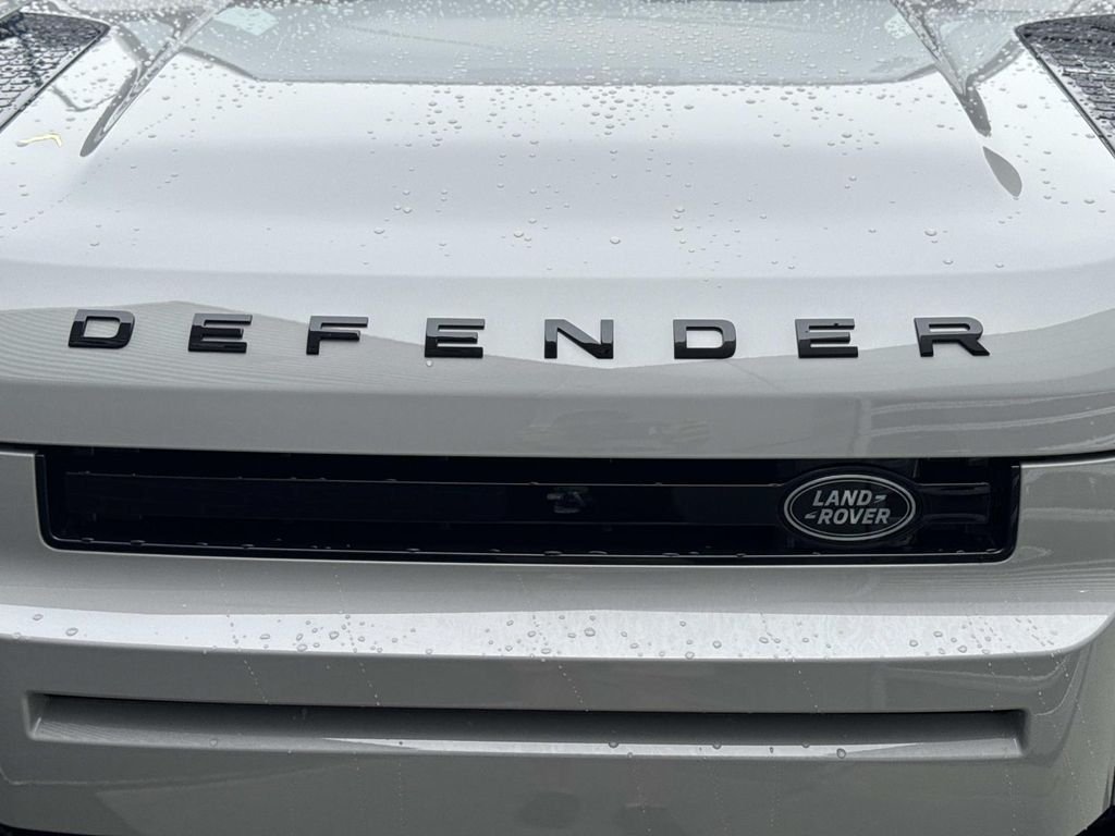 New 2026 Borasco Grey Land Rover X-Dynamic SE image 10