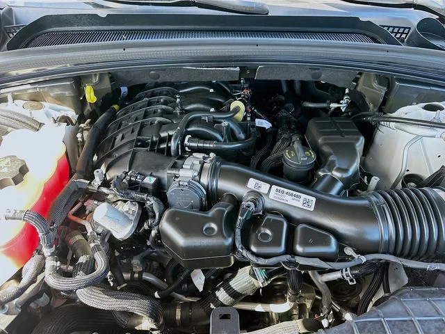 Used 2023 White/off-white Jeep Altitude X image 30