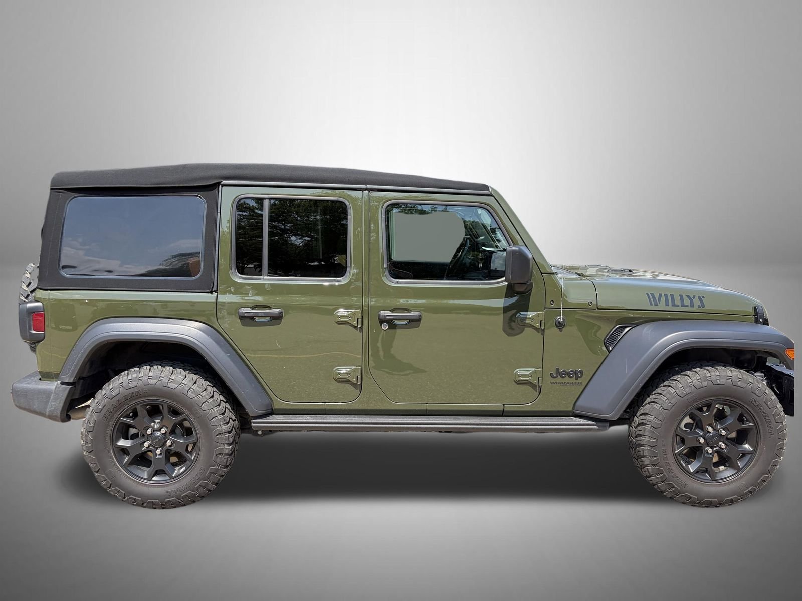 Used 2022 Green Jeep Unlimited Willys image 3