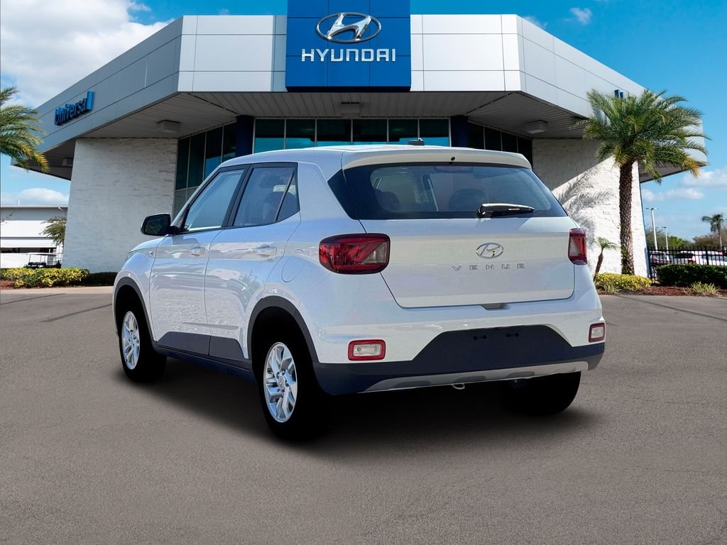 New 2026 White Hyundai SE image 25