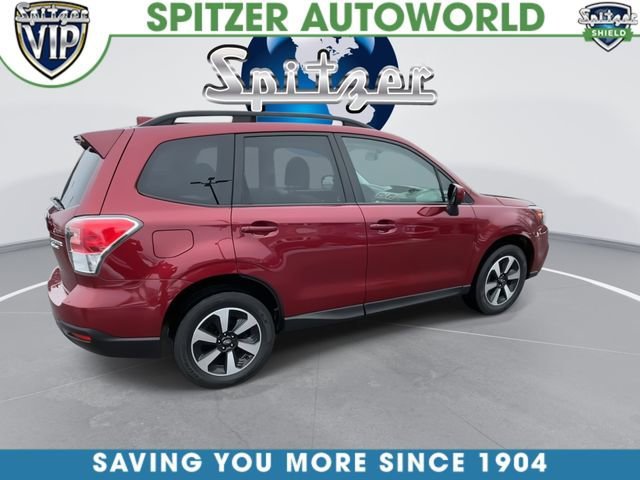 Used 2018  Subaru Premium image 8