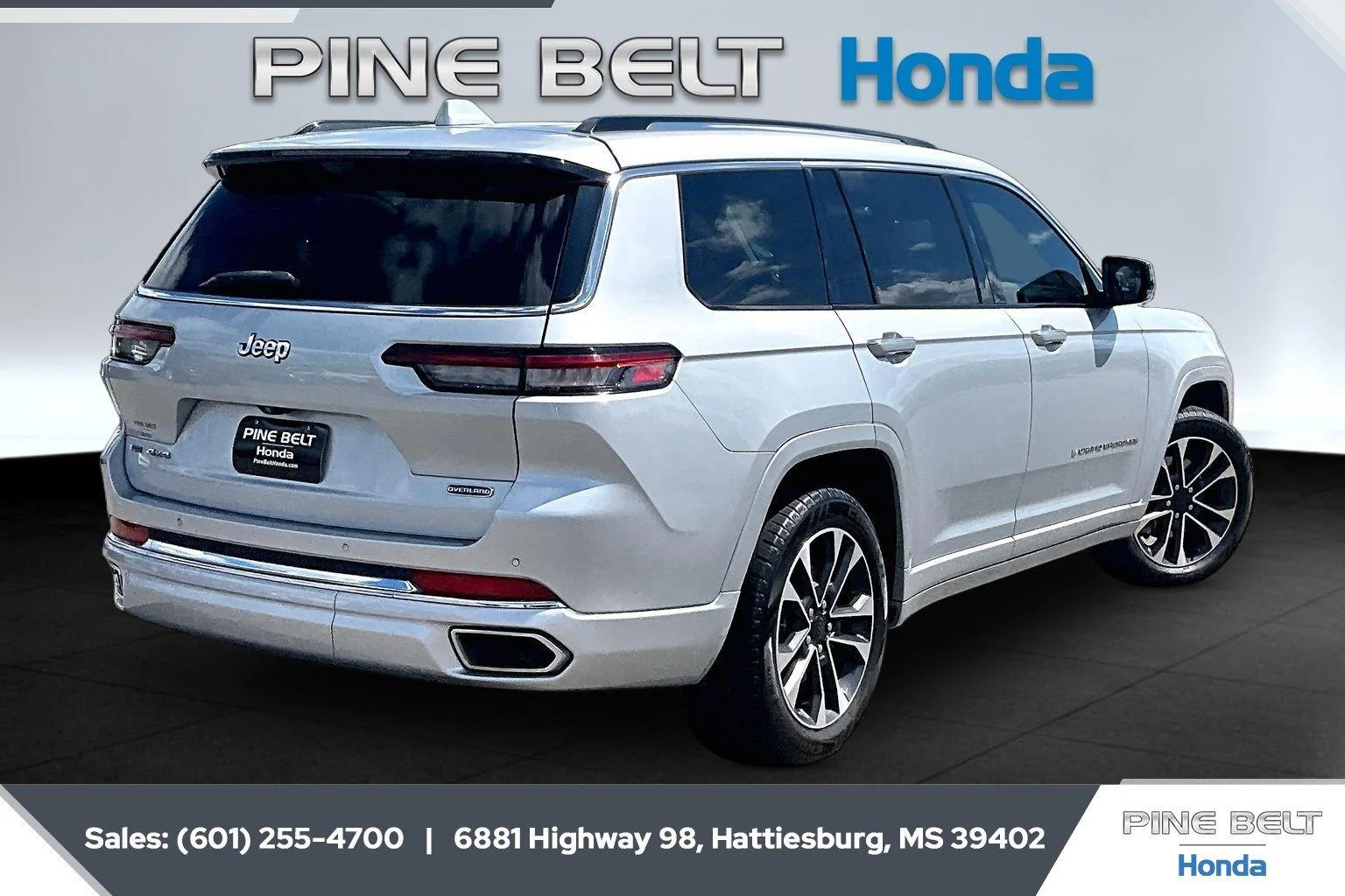 Used 2021 Silver Zynith Jeep Overland image 11