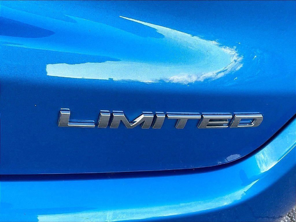 Used 2024 Blue Jeep Limited image 29