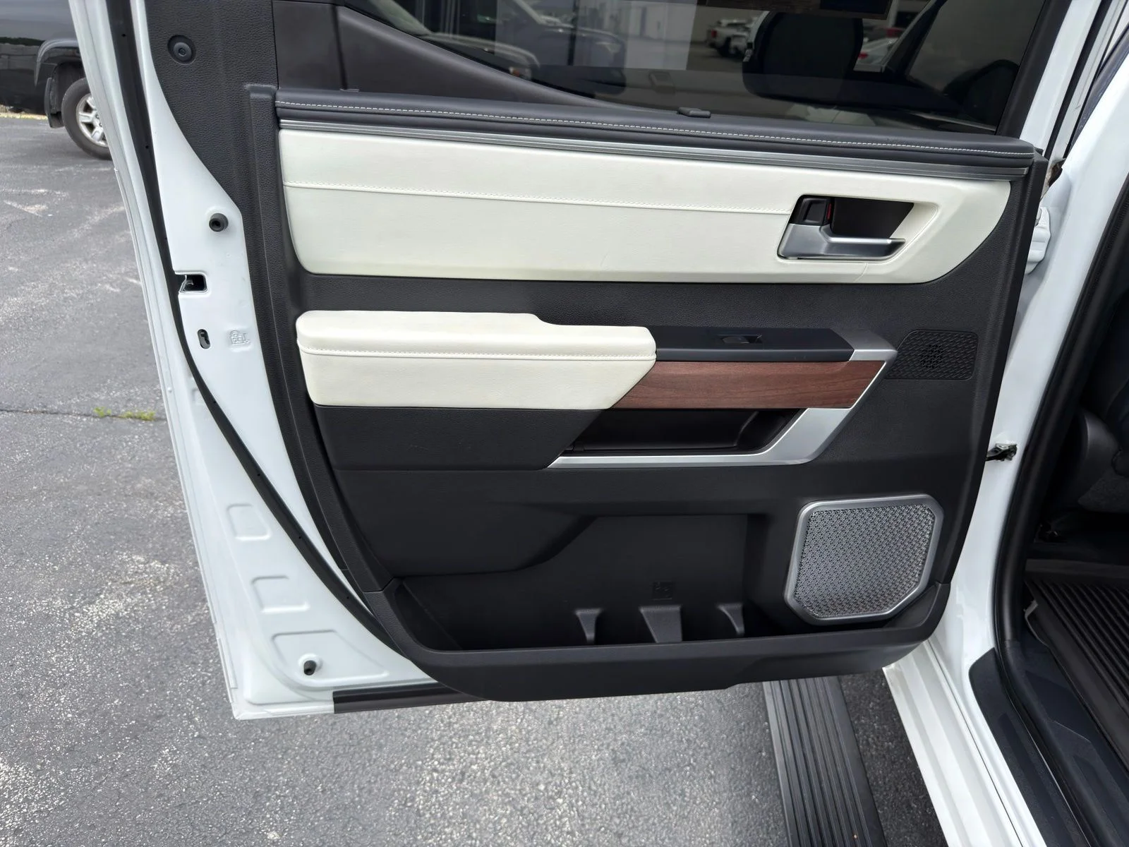 Used 2023 Beige Toyota Capstone image 28