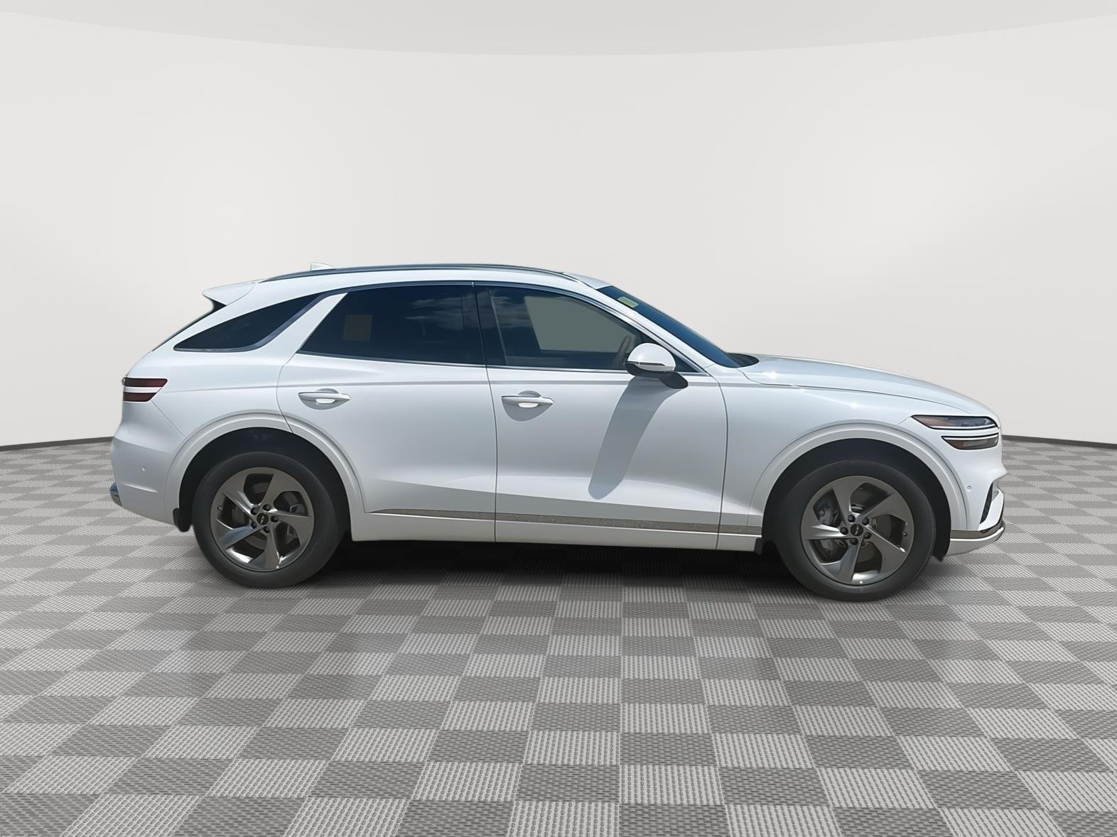 New 2026 Uyuni White Genesis 2.5T Advanced image 4