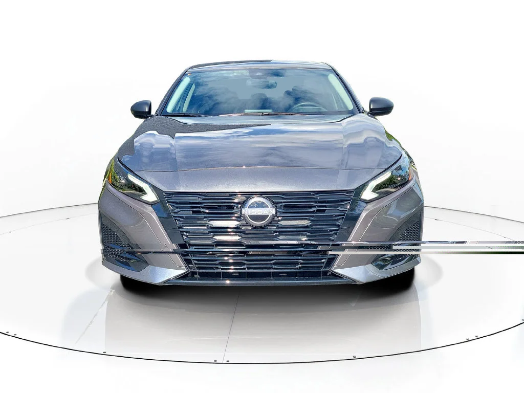 New 2026 Gray Nissan 2.5 SV image 3