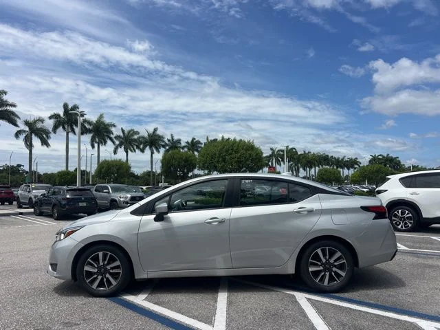 Used 2024 Silver Nissan 1.6 SV image 8
