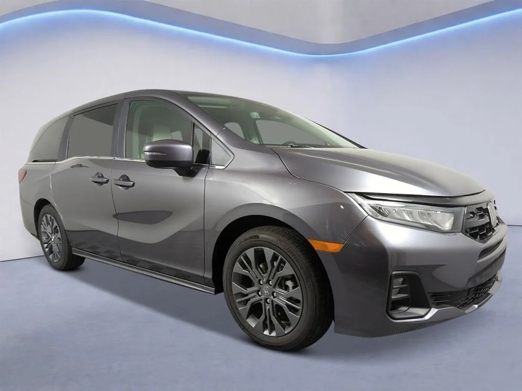 New 2026 Modern Steel Metallic Honda Touring image 5