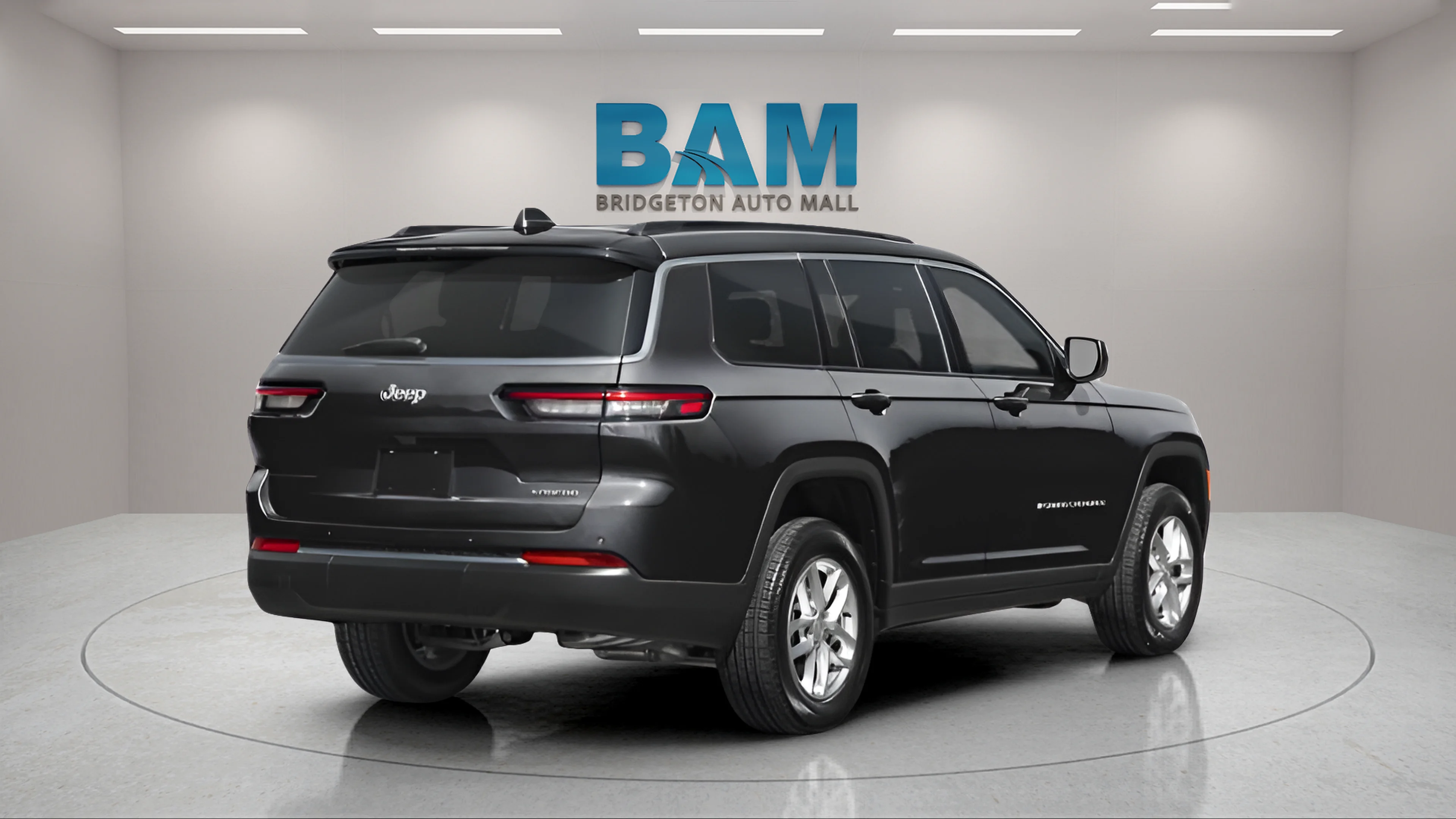 New 2027 High Gloss Black Jeep Limited image 2