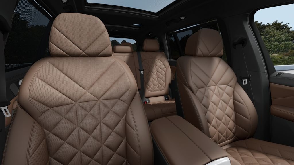 New 2027 Black Sapphire Metallic BMW xDrive40i image 11