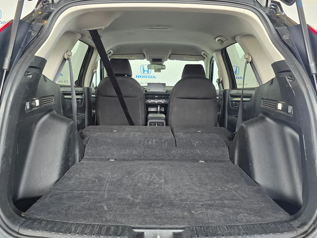 Used 2025  Honda LX image 34