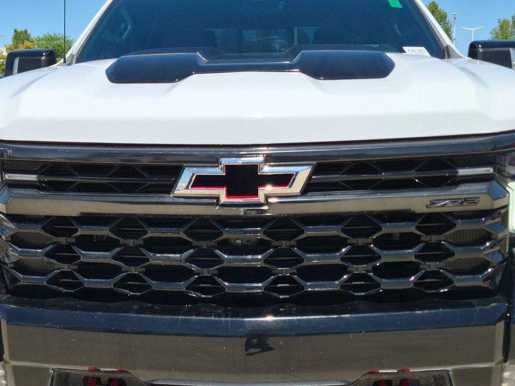 Used 2023 Summit White Chevrolet ZR2 image 10