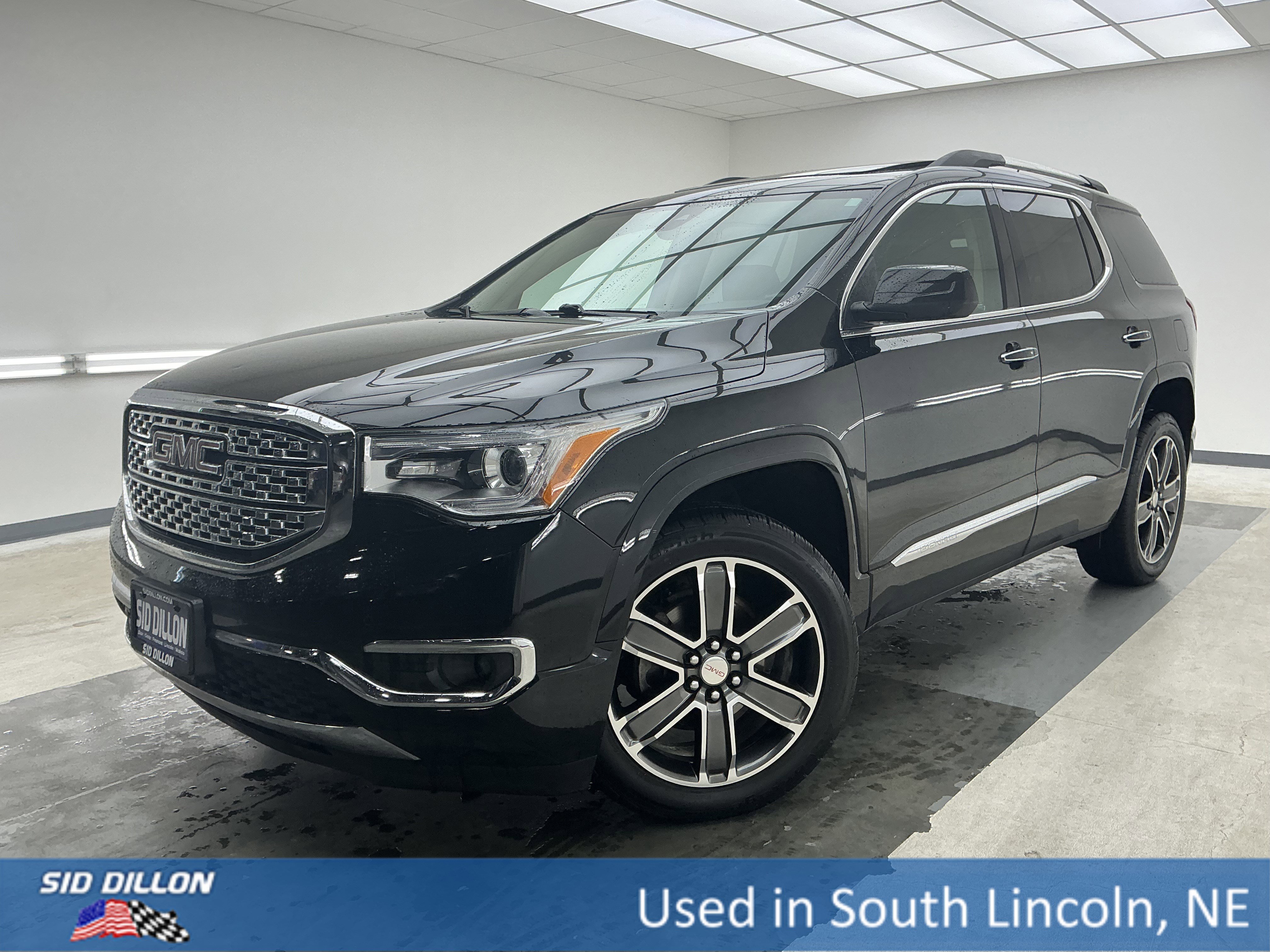 2018 GMC Acadia Denali AWD's photo